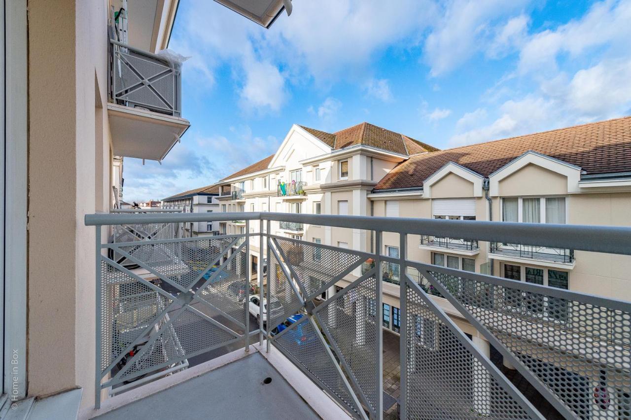 Magnifique Appartement Proche Gare - 8Min Disney Bussy-Saint-Georges Exterior photo